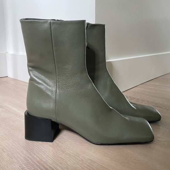 Zara Leather Boots - Picture 3 of 4